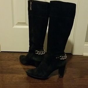 Tahari boots size 8